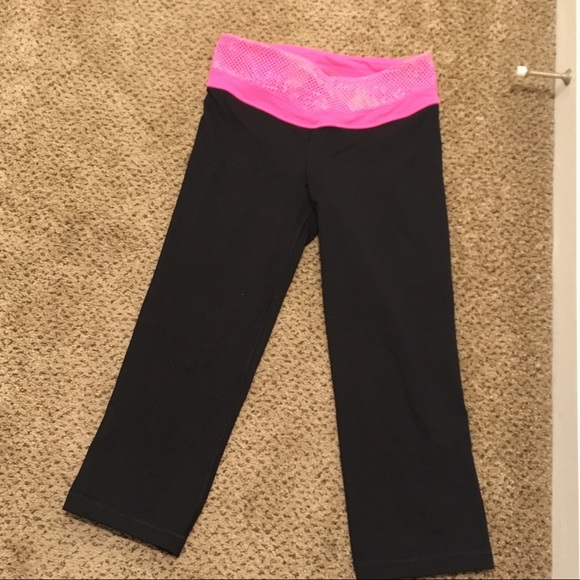 Victoria's Secret Pants - VS Supermodel Capri